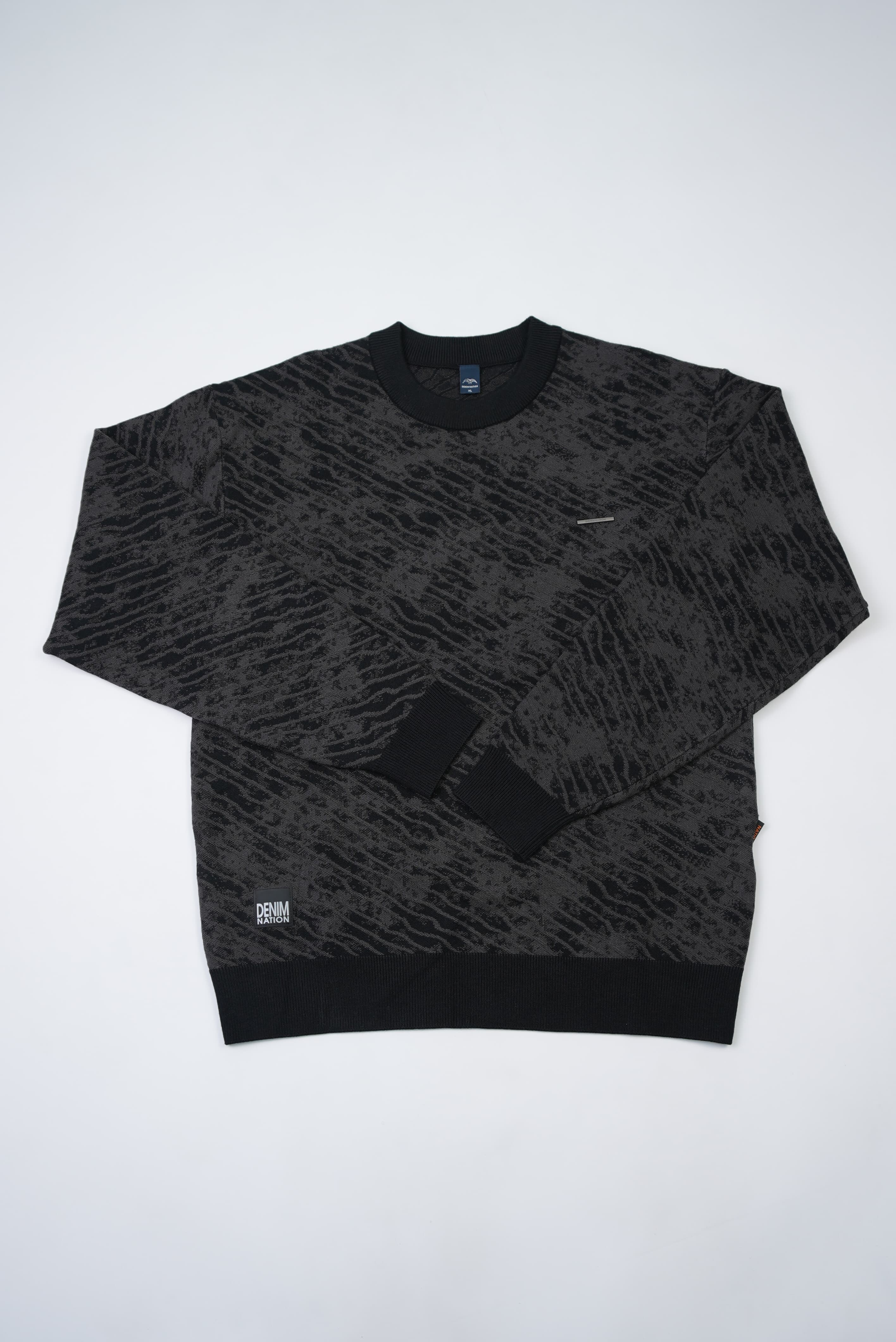 Slim Fit Lightweight Pullover Sweater